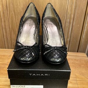 Tahari Black Quilted Heels with Bow